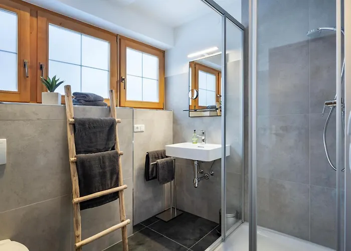 Veronika فيبربرن